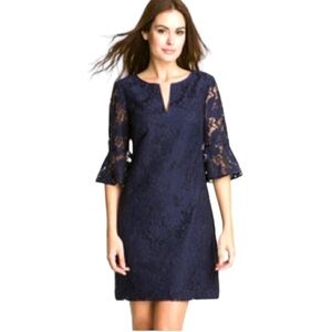 ADRIANNA PAPELL, WOMENS NAVY BLUE, LACE DRESS WITH 3/4 BELL SLEEVE. SIZE 6